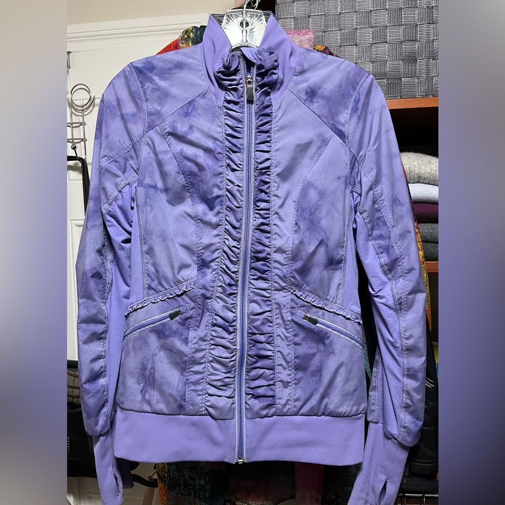 EUC 💜💜💜Lululemon purple tie dye jacket